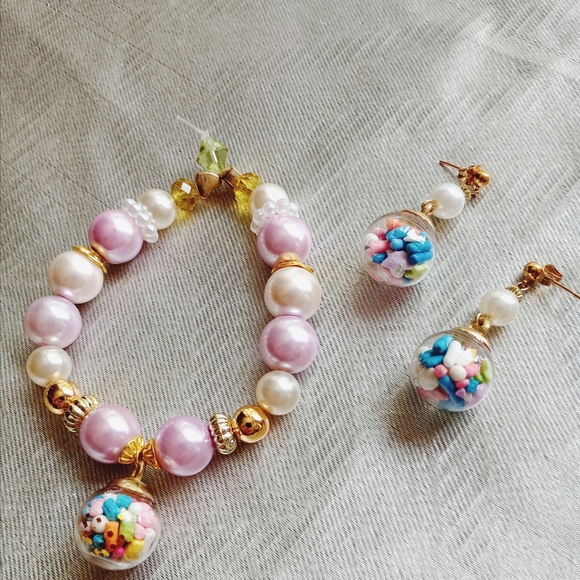 Kawaii Glass Sphere Sprinkle Pendant  Beaded Bracelet/ Earring Set Artisan Made - Picture 2 of 5
